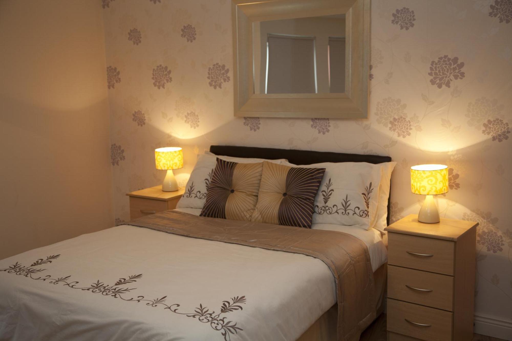 את'לון Arch House B&B & Apartments חדר תמונה